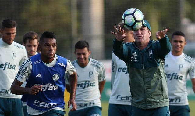 Cuca quer dar carinho a Borja para que ele deslanche no Palmeiras
