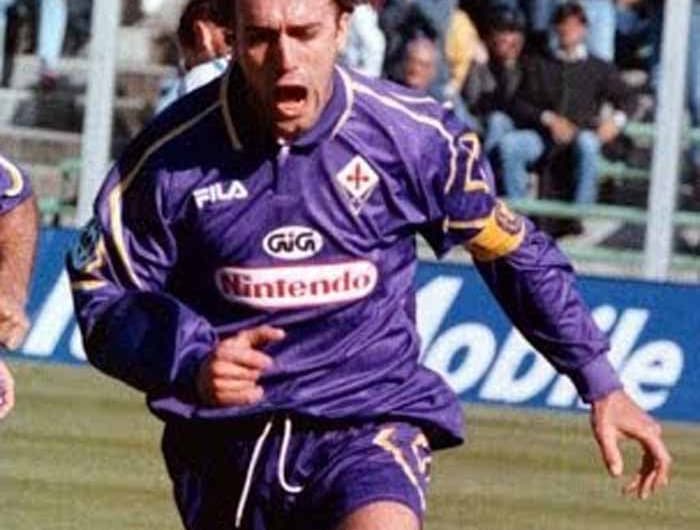 O argentino Batistuta era um dos melhores atacantes do mundo e brilhava pela Fiorentina no Campeonato Italiano