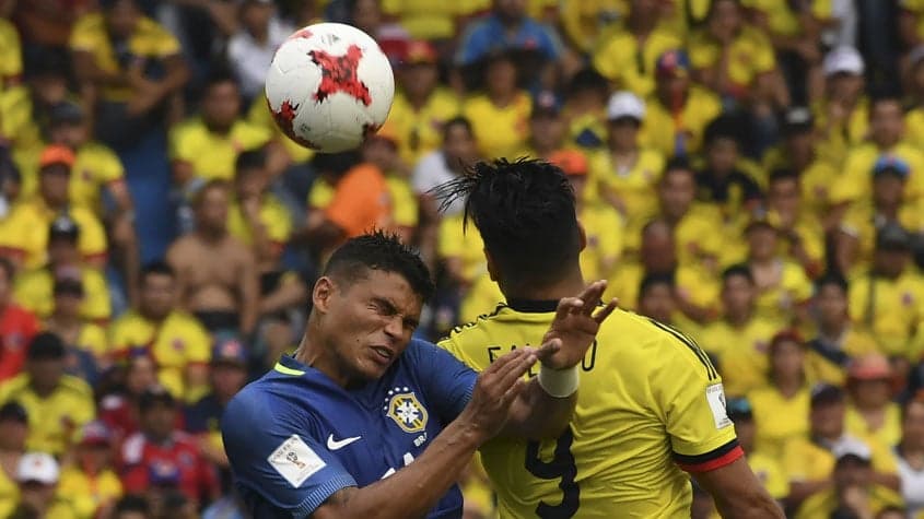 Confira imagens do empate em 1 a 1 entre Colômbia e Brasil, em Barranquilla