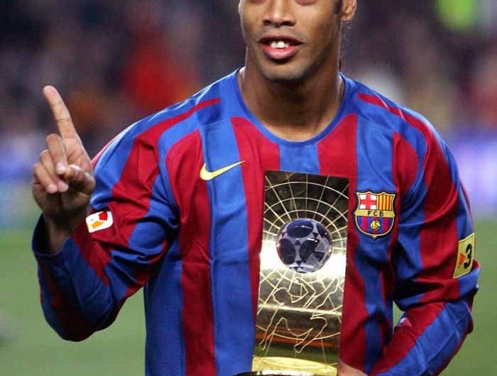 2005 - Ronaldinho Gaúcho (Barcelona/Brasil)