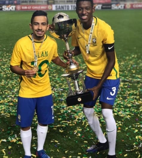 Alan Guimarães e Vitão, ambos do Palmeiras, no título Sul-Americano