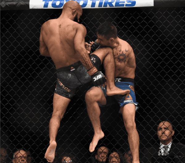 UFC 216: Demetrious Johnson é o campeão dos moscas do UFC