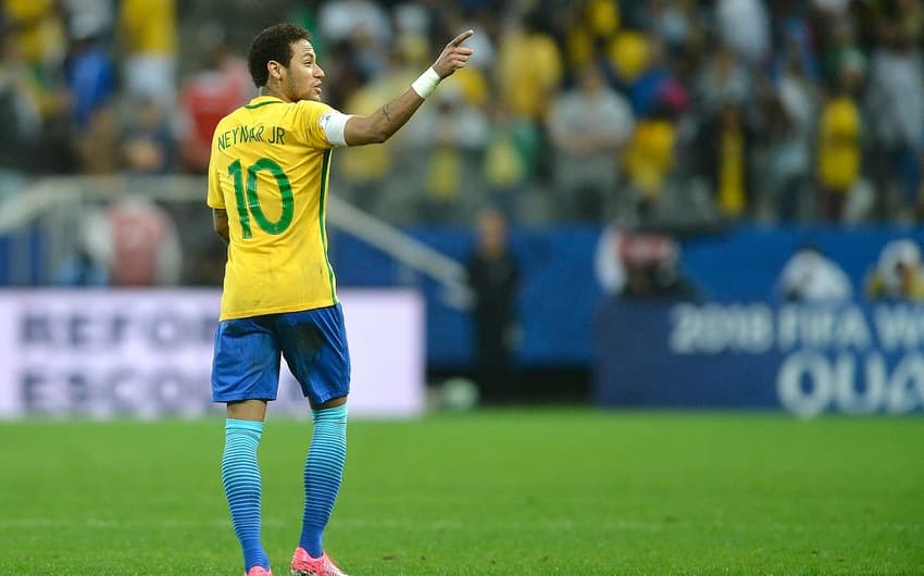 Brasil 3 x 0 Paraguai - Neymar capitão