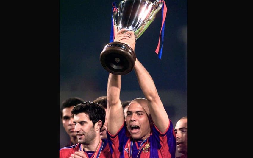 Ronaldo Fenômeno foi contratado naquele ano pela Inter de Milão, que o tirou do Barcelona. Ele viveria momentos dramáticos pelo clube italiano por conta de contusões a partir de 1999