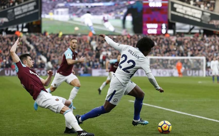 Willian (Chelsea) - O meia entrou apenas na reta final da derrota para o West Ham, fora de casa. Pouco pôde fazer na apagada atuação do Chelsea.