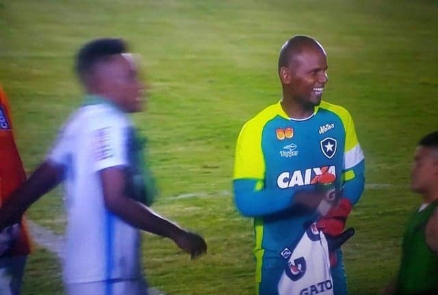 Jefferson sorri após eliminação do Botafogo