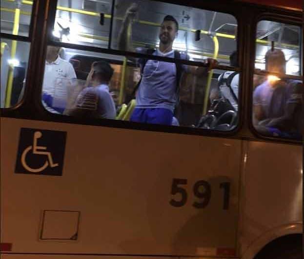 Ônibus Cruzeiro