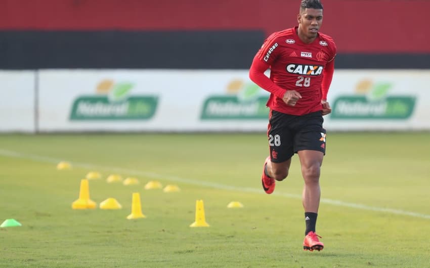 Berrio está em fase final de recuperação no Flamengo