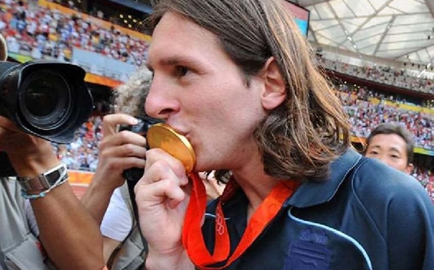 Lionel Messi foi um dos nomes da Argentina bicampeã olímpica