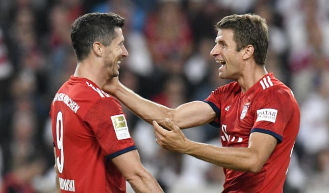 Lewandowski e Müller - Stuttgart x Bayern de Munique