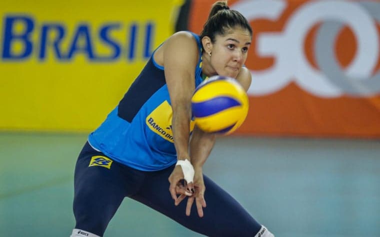 Natália tenta recuperar o ritmo de jogo para ajudar Brasil no Campeonato Mundial, no Japão