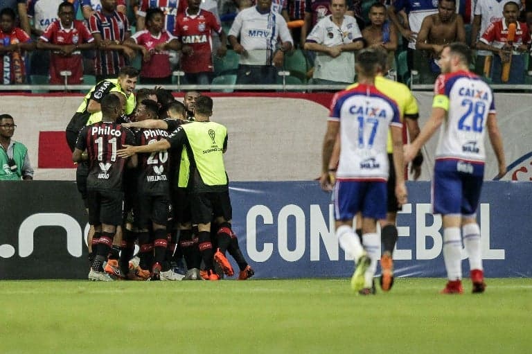 Bahia 0 x 1 Atlético-PR: as imagens da partida