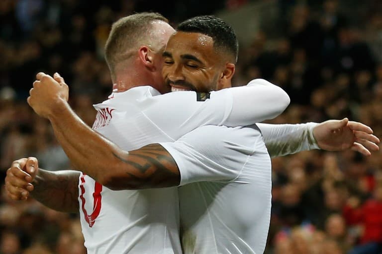 Rooney e Wilson - Inglaterra x EUA