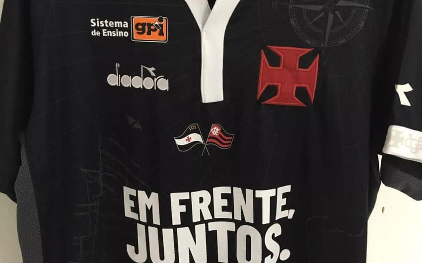 Camisa - Vasco - Flamengo