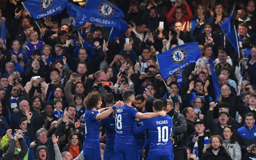 Chelsea vence nos pênaltis e vai à final da Europa League