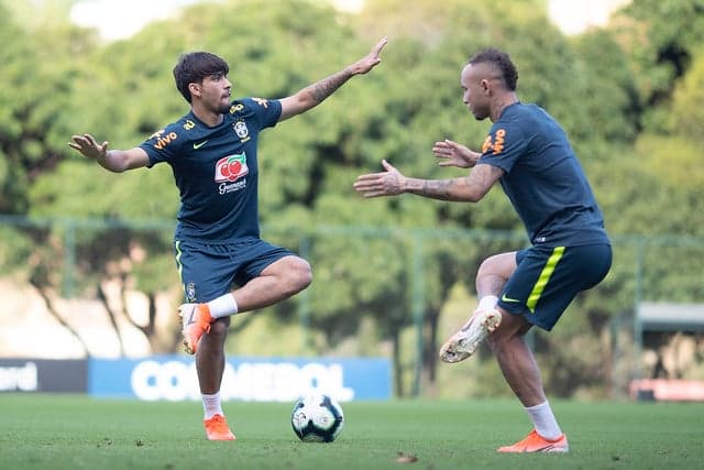 Paquetá e Everton - treino do Brasil