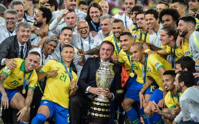 Brasil x Peru - Título (Bolsonaro)