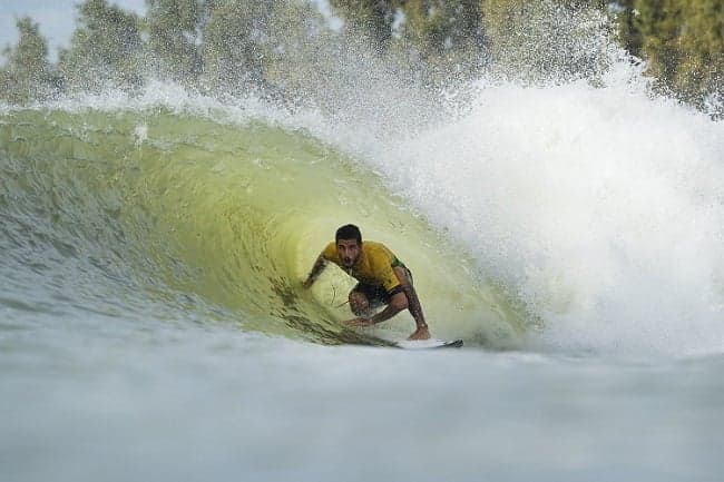 Filipe Toledo - surfe