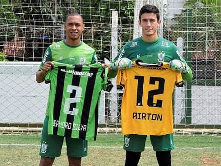 Leandro Silva e Airton estão garantidos no Coelho até o fim de 2020