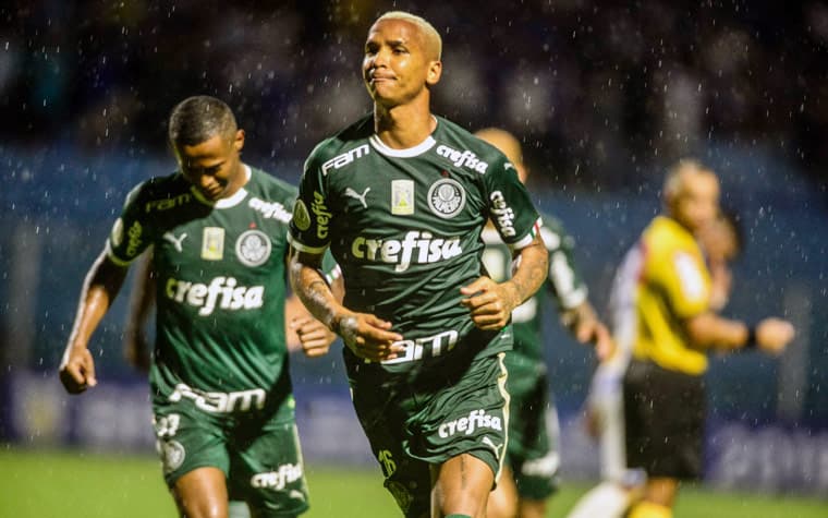 Veja imagens de Avaí 1 x 2 Palmeiras