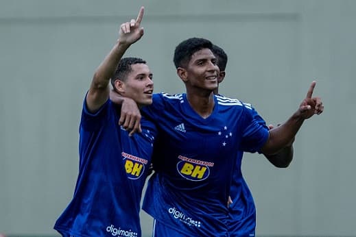 Os meninos do Cruzeiro estão classificados para a outra fase da Copinha