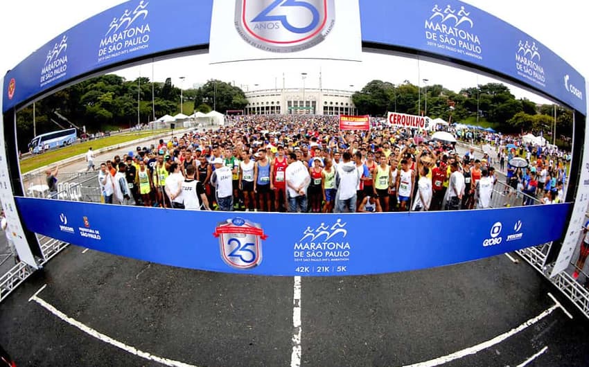 Largada da Maratona de São Paulo em 2019. (Divulgação)