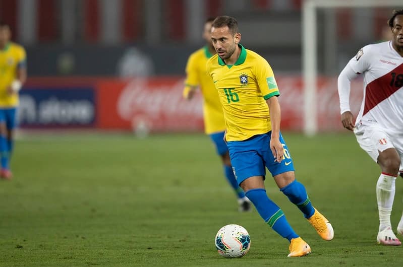 Peru x Brasil - Everton Ribeiro