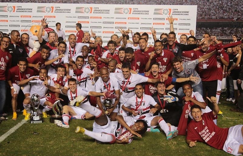 São Paulo x Tigre - comemoração na Copa Sul-Americana de 2012