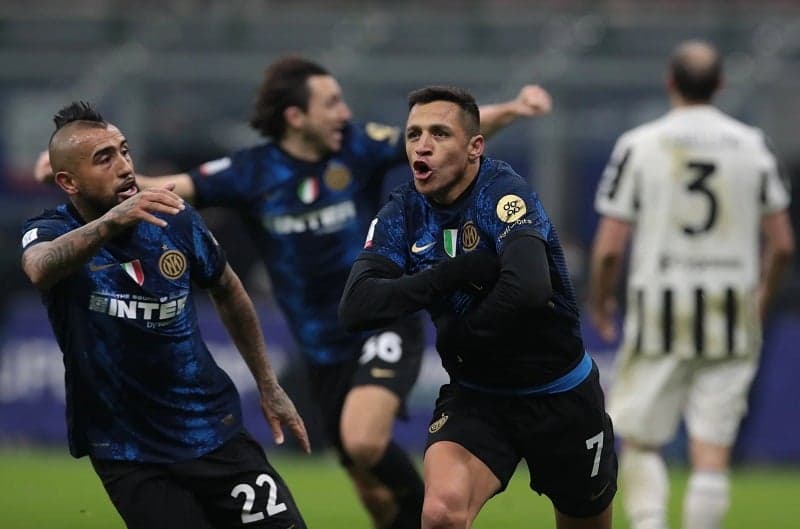 Inter de Milão x Juventus - Arturo Vidal e Alexis Sánchez