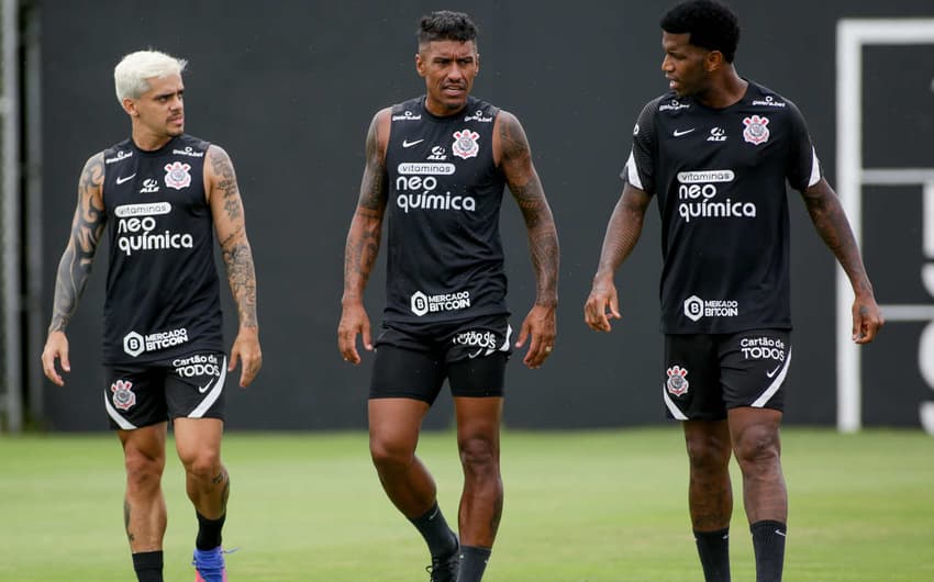 Treino Corinthians - Gil, Fagner e Paulinho