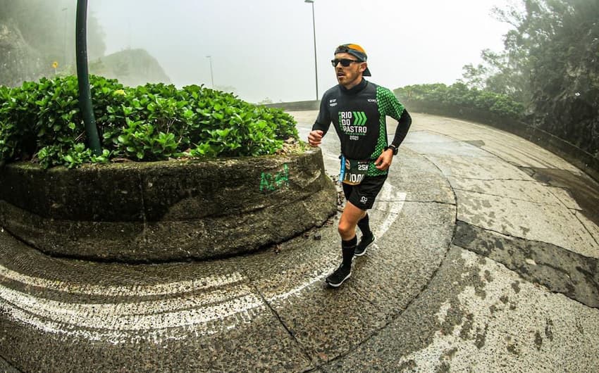 Os corredores vão enfrentar as 286 curvas da Rio do Rastro Marathon neste fim de semana. (Foco Radical/Divulgação)