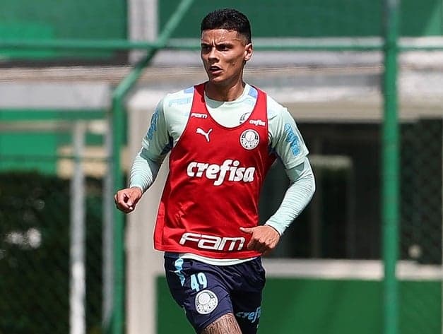 Richard Ríos, em treino do Palmeiras