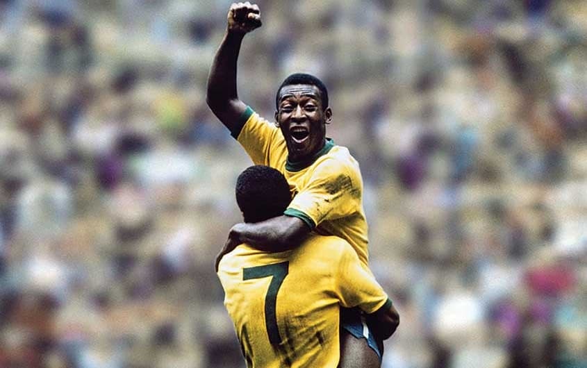 GALERIA: Veja as Copas disputadas por Pelé e o clube que ele defendia no período de cada Mundial