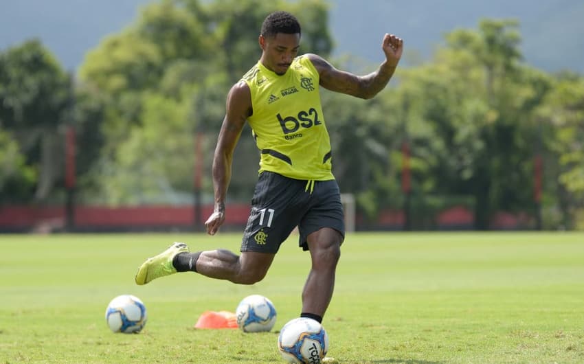 Vitinho - Treino de finalização no Ninho do Urubu