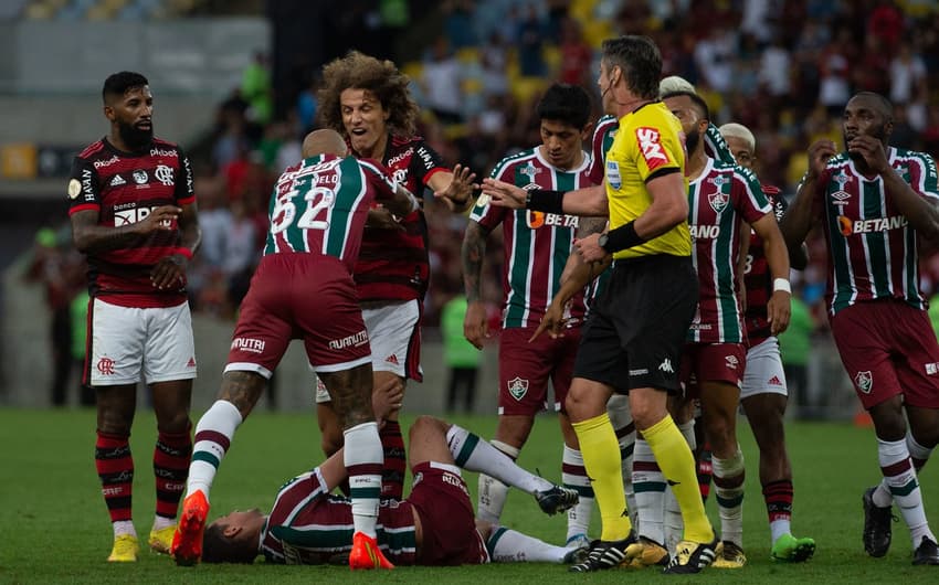 Flamengo x Fluminense - Confusão