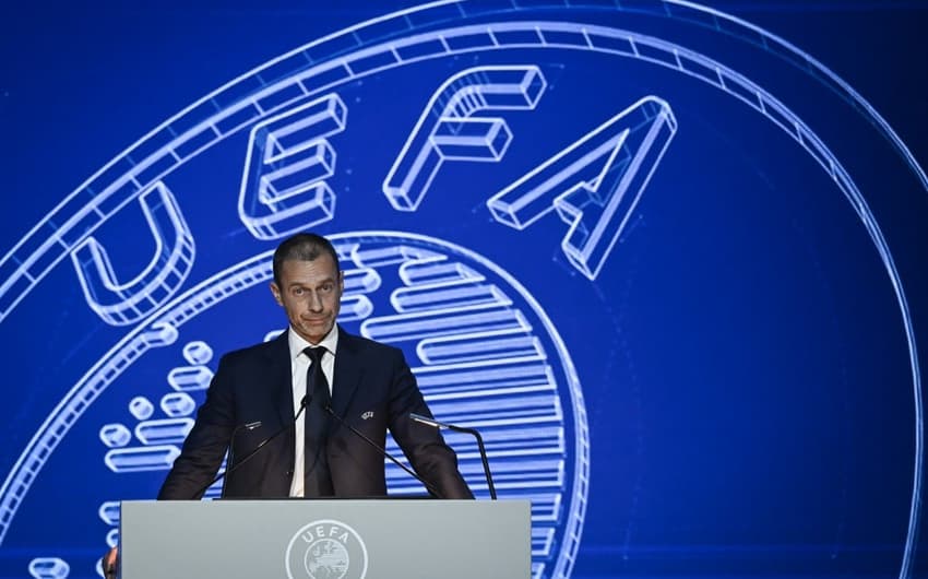 Aleksander Ceferin reeleito na Uefa
