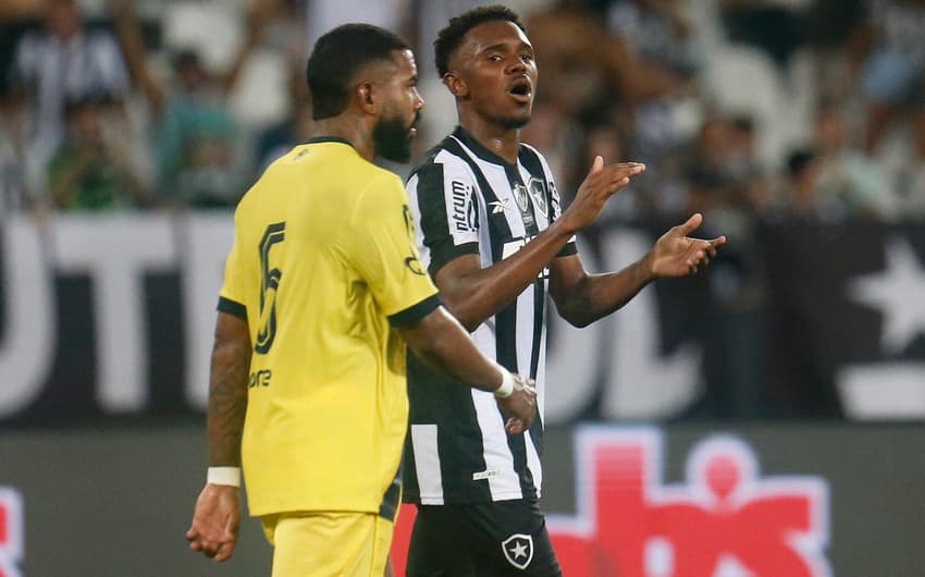 Botafogo Vence O Madureira Na Estreia Do Campeonato Carioca