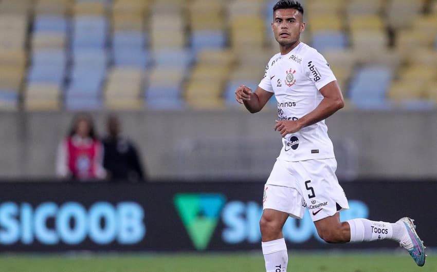 Corinthians recebe pesada multa da Fifa por contratação de Fausto Vera