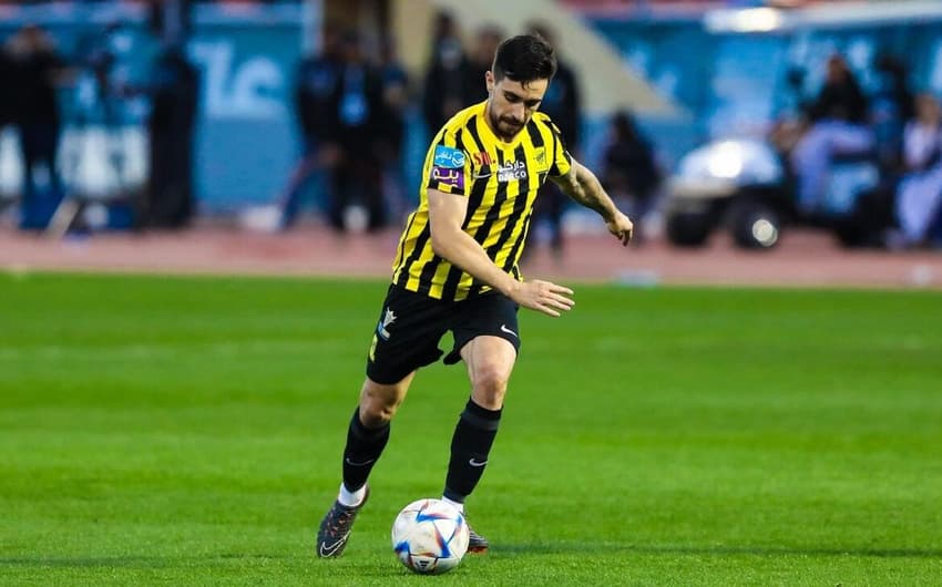 Igor-Coronado-Corinthians-Al-Ittihad-aspect-ratio-512-320