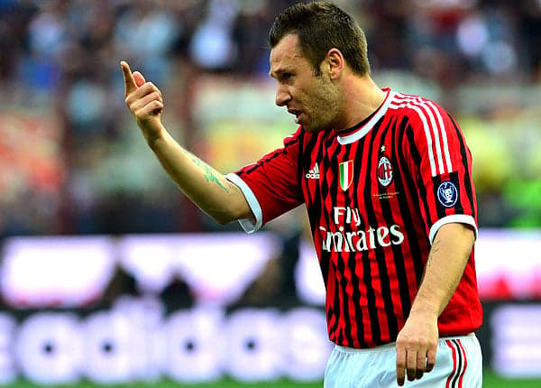 Cassano - Milan x Fiorentina (Foto: Giuseppe Cacace/AFP)