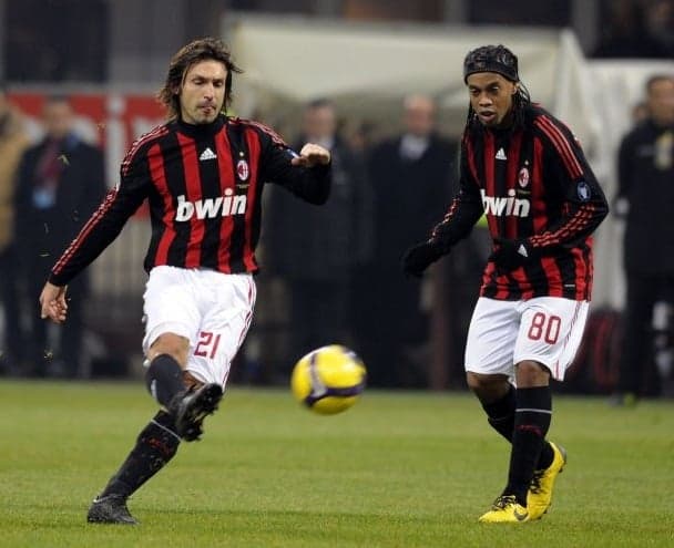 Pirlo e Ronaldinho Gaúcho - Milan (Foto: Damien Meyer / AFP)