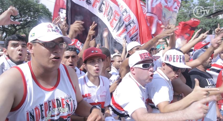 Sao Paulo x Figueirense Torcida protesta (foto:Angelo Martins)