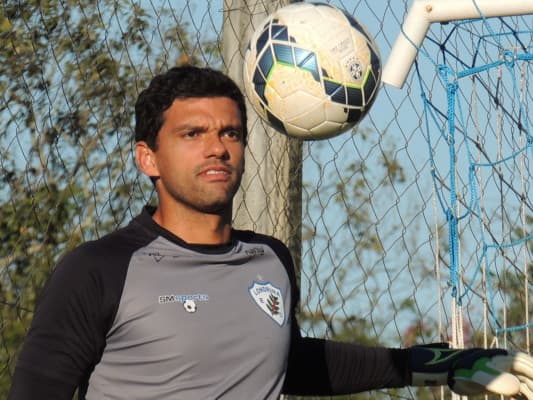 Desde 2014 no Londrina, goleiro tornou-se ídolo da torcida (Foto: Divulgação)