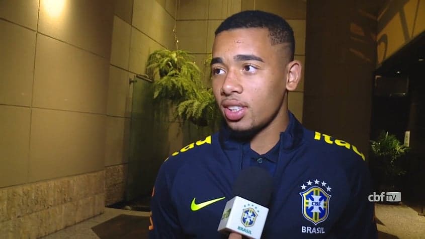 Gabriel Jesus fala sobre orgulho por estreia pela Seleção principal