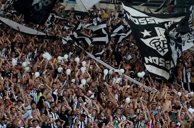 Torcida do Botafogo no Maracanã