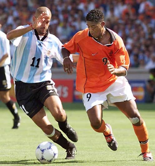 Em 1998 disputou a Copa do Mundo e viu sua Argentina ser derrotada nas quartas de final pela Holanda