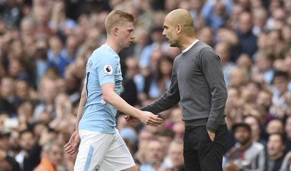 De Bruyne e Guardiola - Manchester City x Stoke City