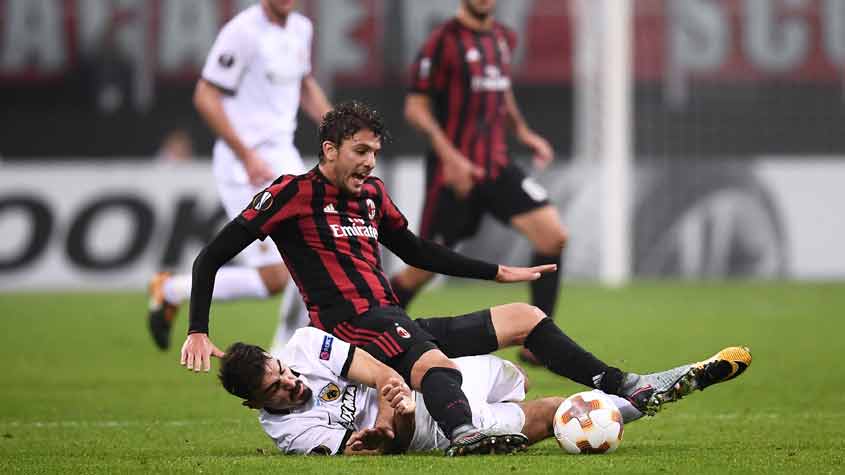 Milan x AEK Atenas