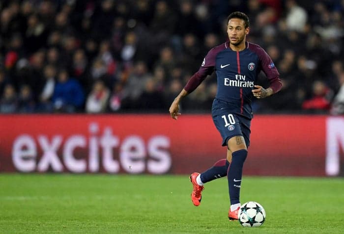 Neymar (Paris Saint-Germain) - O astro do Paris Saint-Germain marcou o segundo gol (aço) no massacre por 5 a 0 sobre o Anderlecht, além de dar uma assistência em um dos três gols de Kurzawa. Mais uma vez, Neymar brilhou e liderou o PSG na Champions, conco