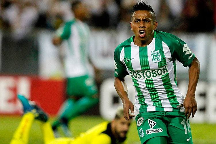 Atlético Nacional ganhou de 1 a 0 do Colo-Colo na estreia, gol de Vladimir Hernández